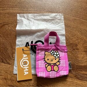 ALOHA Collection Hello Kitty Collab Tiny Tripper